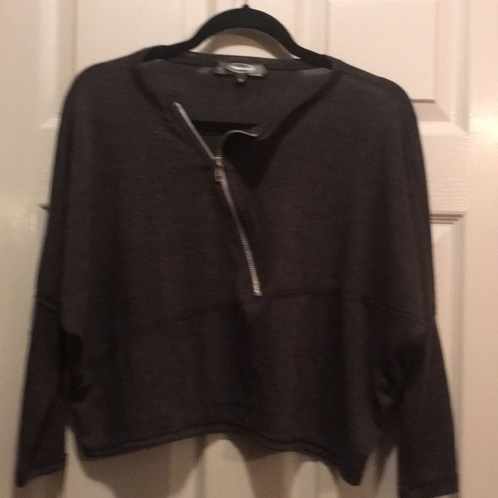 Mandee. crop blouse